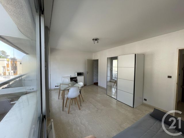 Appartement F1 à louer - 1 pièce - 27.33 m2 - ALES - 30 - LANGUEDOC-ROUSSILLON - Century 21 Impact Immobilier