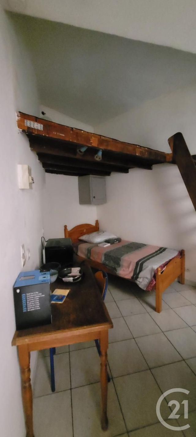 Studette à louer - 1 pièce - 24.0 m2 - ALES - 30 - LANGUEDOC-ROUSSILLON - Century 21 Impact Immobilier