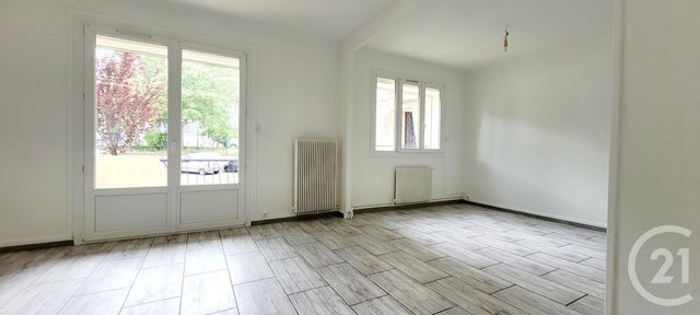 Appartement F3 à louer - 3 pièces - 68.13 m2 - ALES - 30 - LANGUEDOC-ROUSSILLON - Century 21 Impact Immobilier