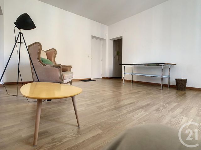 Appartement F3 à louer - 3 pièces - 63.18 m2 - ST AMBROIX - 30 - LANGUEDOC-ROUSSILLON - Century 21 Impact Immobilier