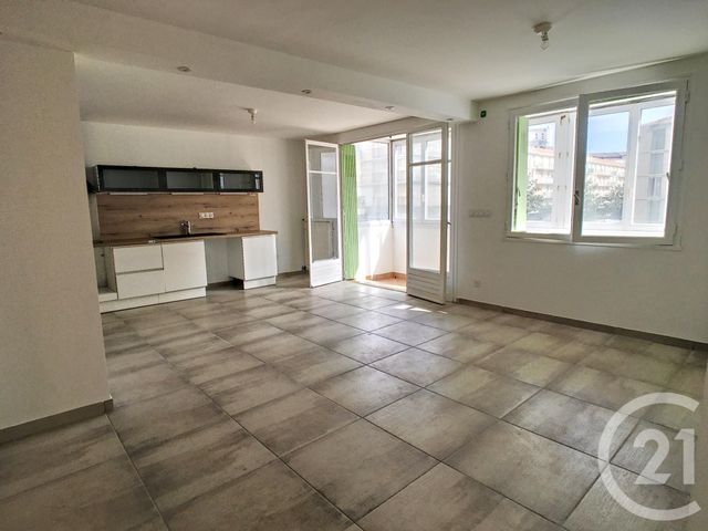 Appartement F3 à vendre - 3 pièces - 75.99 m2 - ALES - 30 - LANGUEDOC-ROUSSILLON - Century 21 Impact Immobilier