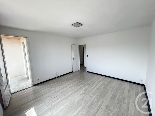 Appartement F2 à vendre - 2 pièces - 41.8 m2 - ALES - 30 - LANGUEDOC-ROUSSILLON - Century 21 Impact Immobilier