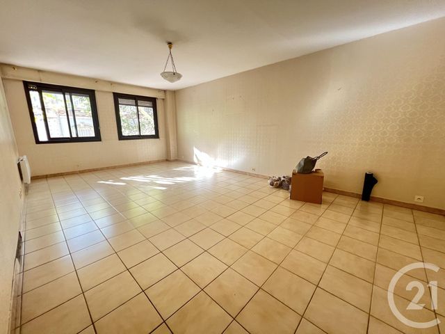 Appartement F3 à vendre - 3 pièces - 85.11 m2 - ALES - 30 - LANGUEDOC-ROUSSILLON - Century 21 Impact Immobilier