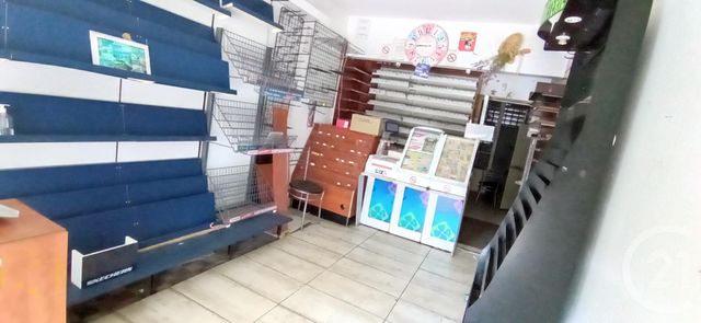 Afficher la photo en grand commerce à louer - 22.47 m2 - ALES - 30 - LANGUEDOC-ROUSSILLON - Century 21 Impact Immobilier