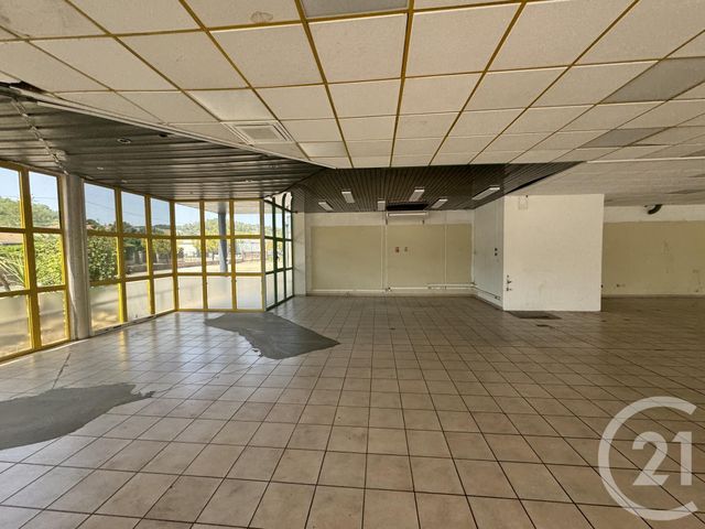 commerce à louer - 420.0 m2 - ST MARTIN DE VALGALGUES - 30 - LANGUEDOC-ROUSSILLON - Century 21 Impact Immobilier