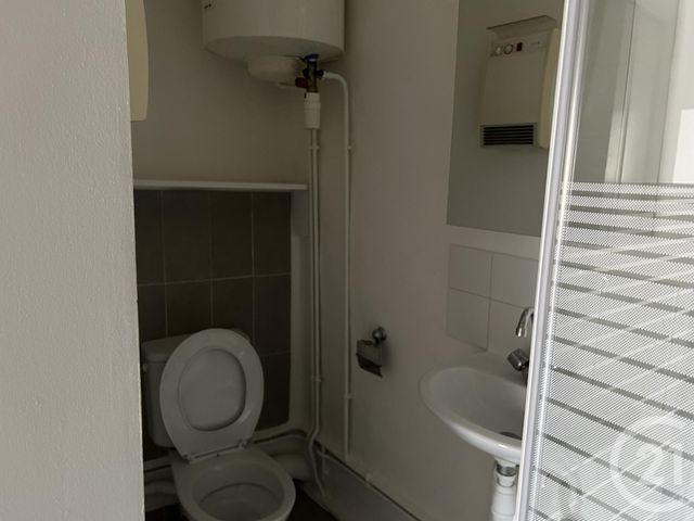 Appartement F1 à louer - 1 pièce - 23.36 m2 - ST JEAN DU GARD - 30 - LANGUEDOC-ROUSSILLON - Century 21 Impact Immobilier