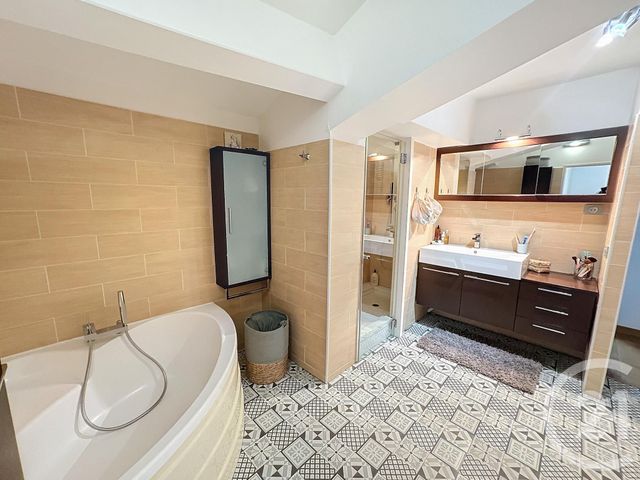 Appartement Duplex à vendre - 7 pièces - 211.88 m2 - ALES - 30 - LANGUEDOC-ROUSSILLON - Century 21 Impact Immobilier