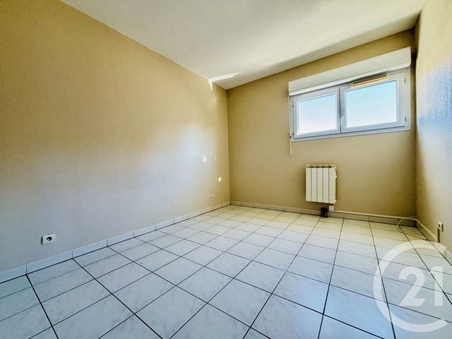 Appartement F3 à vendre - 3 pièces - 75.7 m2 - ALES - 30 - LANGUEDOC-ROUSSILLON - Century 21 Impact Immobilier