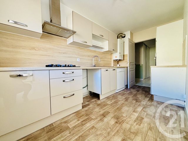 Appartement F3 à vendre - 3 pièces - 75.7 m2 - ALES - 30 - LANGUEDOC-ROUSSILLON - Century 21 Impact Immobilier
