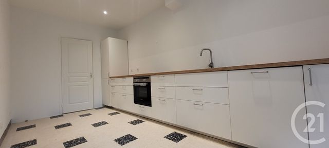 Appartement F3 à louer - 3 pièces - 77.56 m2 - ST JEAN DU GARD - 30 - LANGUEDOC-ROUSSILLON - Century 21 Impact Immobilier