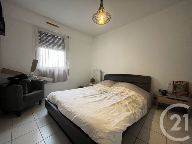 Appartement T3 à louer - 3 pièces - 65.0 m2 - ALES - 30 - LANGUEDOC-ROUSSILLON - Century 21 Impact Immobilier
