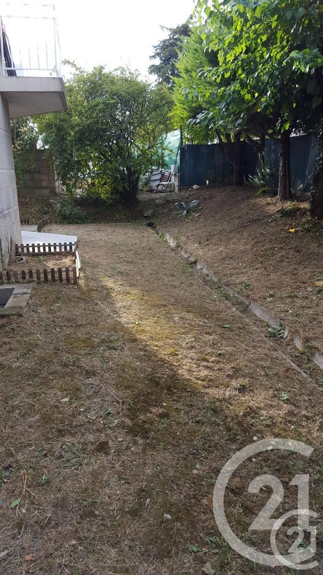 Appartement F2 à louer - 2 pièces - 44.5 m2 - ST CHRISTOL LES ALES - 30 - LANGUEDOC-ROUSSILLON - Century 21 Impact Immobilier