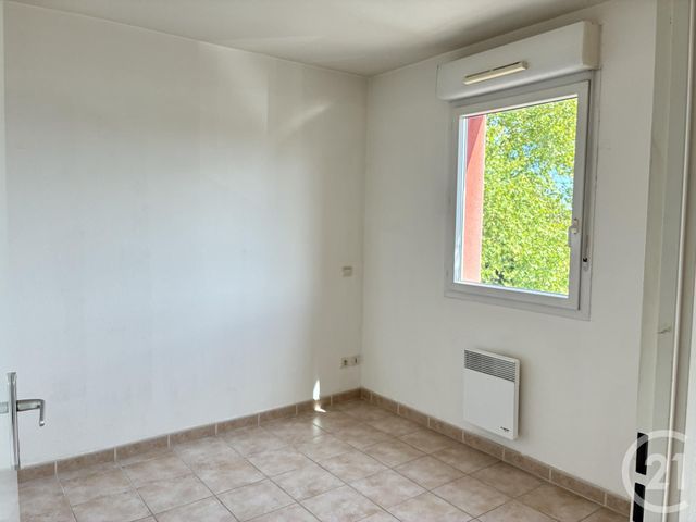 Afficher la photo en grand Appartement F2 bis à louer - 3 pièces - 55.11 m2 - ALES - 30 - LANGUEDOC-ROUSSILLON - Century 21 Impact Immobilier