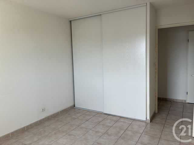 Afficher la photo en grand Appartement F2 bis à louer - 3 pièces - 55.11 m2 - ALES - 30 - LANGUEDOC-ROUSSILLON - Century 21 Impact Immobilier