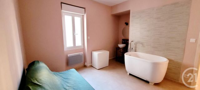 Afficher la photo en grand Appartement Studio à louer - 1 pièce - 22.07 m2 - ALES - 30 - LANGUEDOC-ROUSSILLON - Century 21 Impact Immobilier