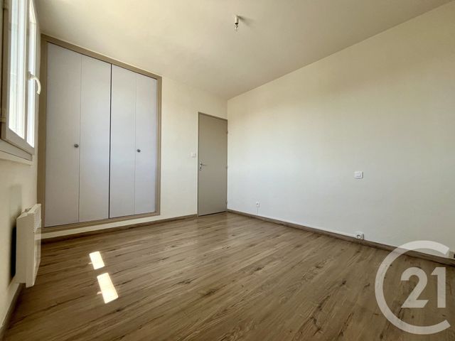 Appartement F3 à louer - 3 pièces - 65.0 m2 - ALES - 30 - LANGUEDOC-ROUSSILLON - Century 21 Impact Immobilier