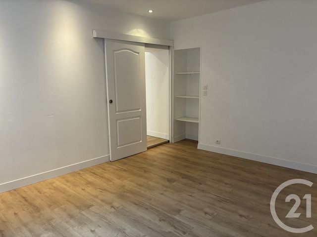 Appartement F2 à louer - 2 pièces - 42.0 m2 - ALES - 30 - LANGUEDOC-ROUSSILLON - Century 21 Impact Immobilier