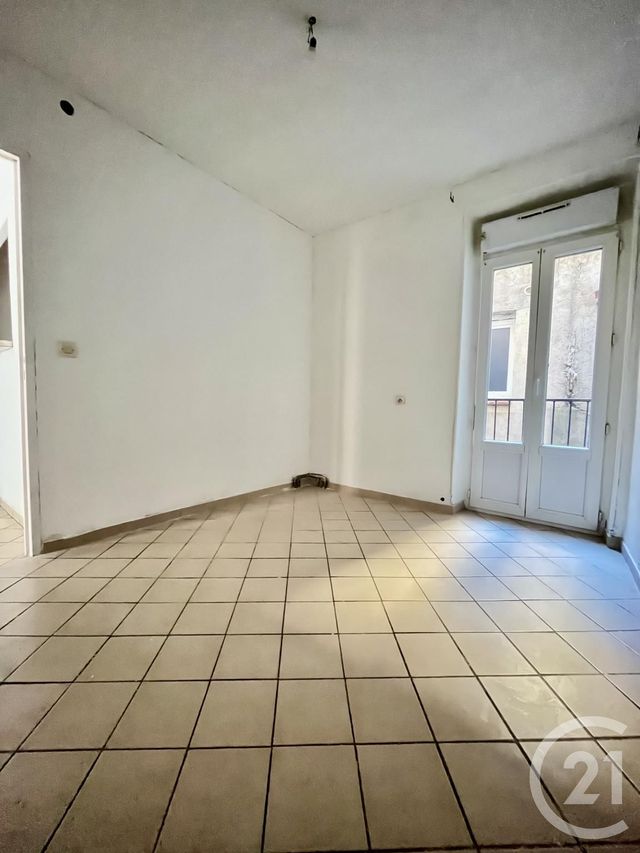 Appartement T3 à louer - 3 pièces - 39.7 m2 - ALES - 30 - LANGUEDOC-ROUSSILLON - Century 21 Impact Immobilier