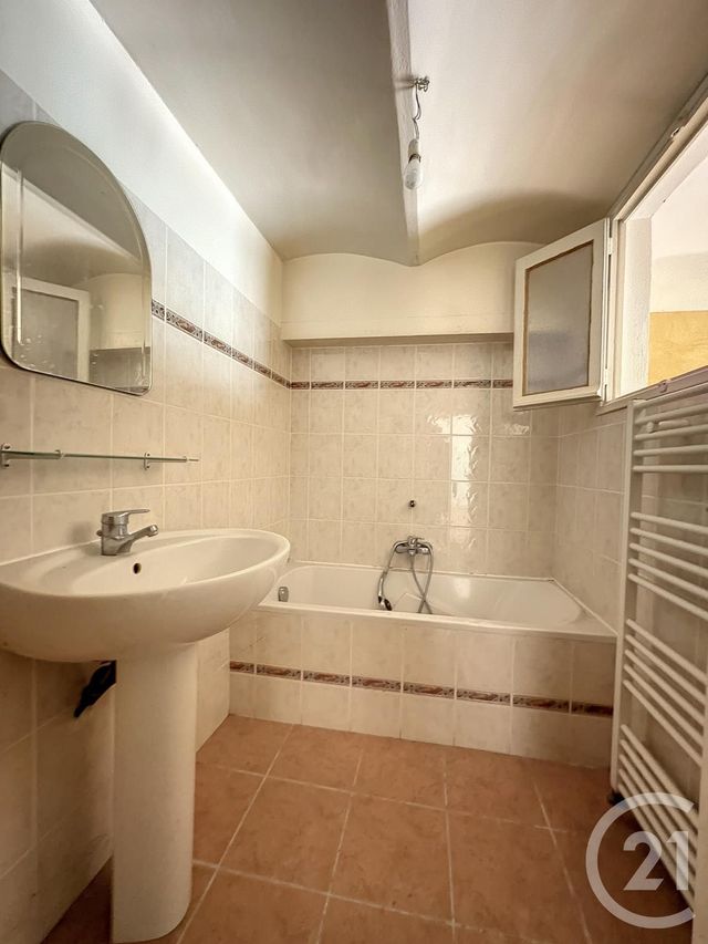 Afficher la photo en grand maison à vendre - 3 pièces - 56.68 m2 - ST HILAIRE DE BRETHMAS - 30 - LANGUEDOC-ROUSSILLON - Century 21 Impact Immobilier