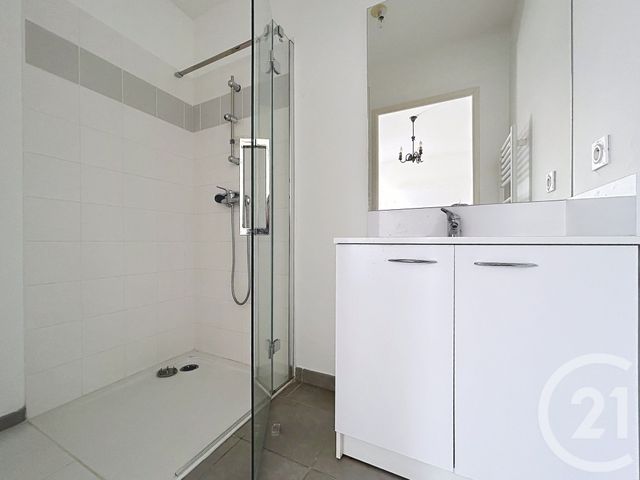 Appartement F4 à vendre - 4 pièces - 86.75 m2 - ALES - 30 - LANGUEDOC-ROUSSILLON - Century 21 Impact Immobilier