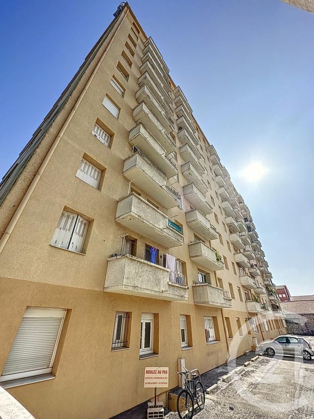 Appartement T3 à vendre - 3 pièces - 54.1 m2 - ALES - 30 - LANGUEDOC-ROUSSILLON - Century 21 Impact Immobilier