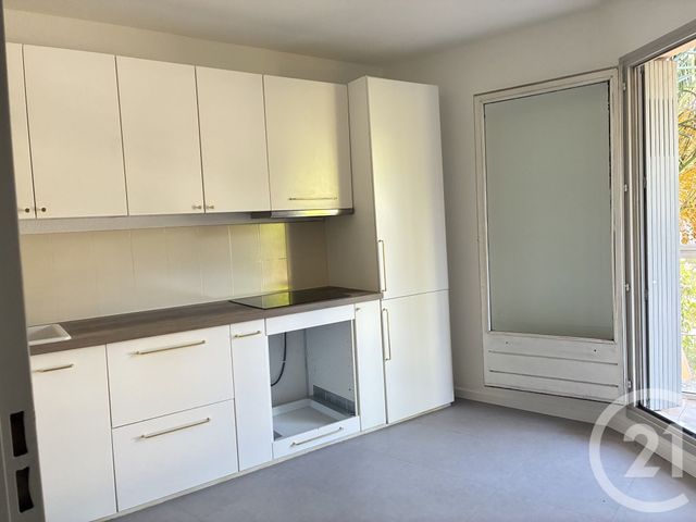 Appartement F3 à louer - 3 pièces - 65.0 m2 - ALES - 30 - LANGUEDOC-ROUSSILLON - Century 21 Impact Immobilier