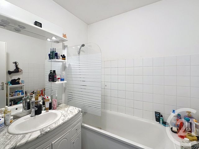 Appartement T3 à vendre - 3 pièces - 63.9 m2 - ST CHRISTOL LES ALES - 30 - LANGUEDOC-ROUSSILLON - Century 21 Impact Immobilier