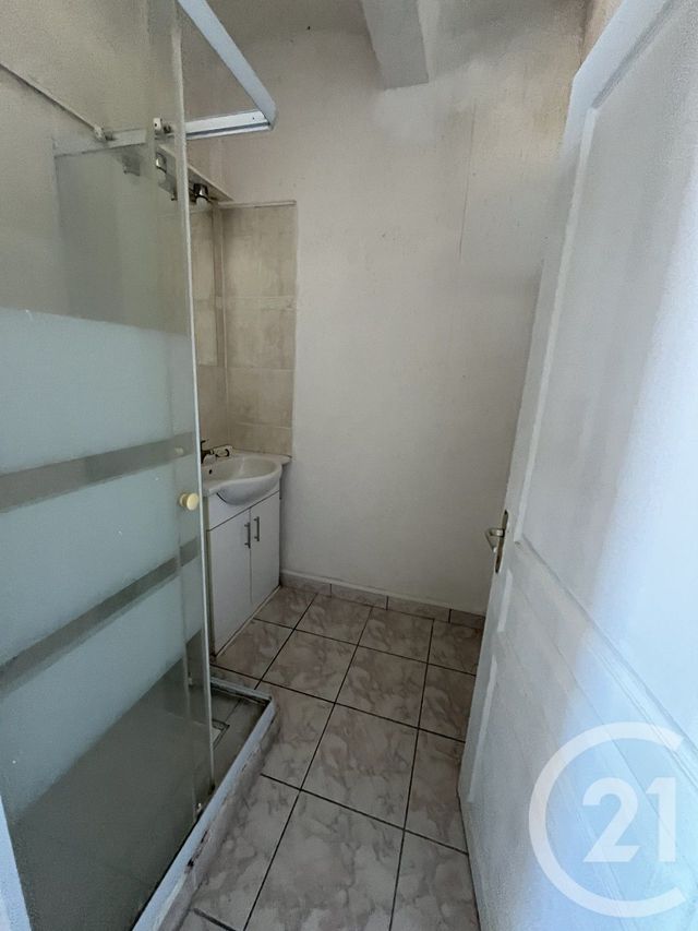 Appartement F1 bis à louer - 2 pièces - 31.73 m2 - ALES - 30 - LANGUEDOC-ROUSSILLON - Century 21 Impact Immobilier
