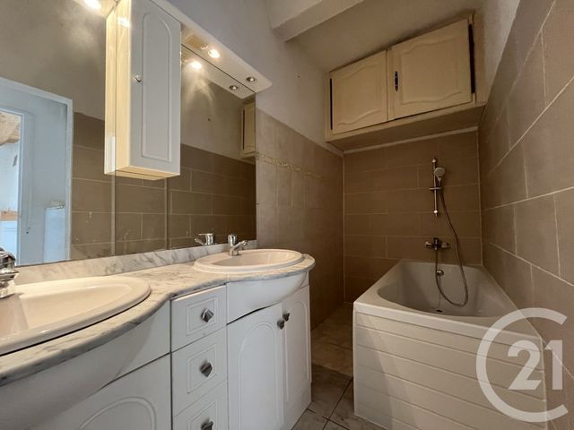 Appartement Duplex à louer - 3 pièces - 65.47 m2 - ALES - 30 - LANGUEDOC-ROUSSILLON - Century 21 Impact Immobilier