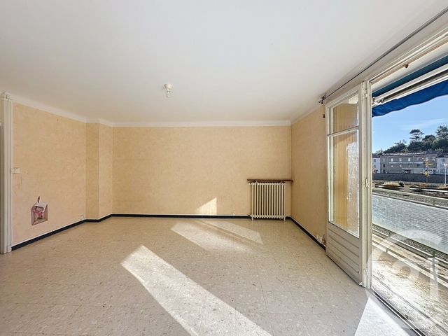 Appartement T4 à vendre - 4 pièces - 86.97 m2 - ALES - 30 - LANGUEDOC-ROUSSILLON - Century 21 Impact Immobilier