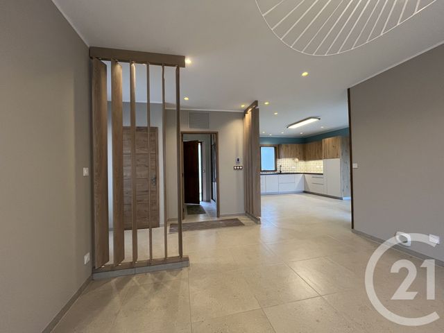 maison à louer - 4 pièces - 130.0 m2 - CASSAGNOLES - 30 - LANGUEDOC-ROUSSILLON - Century 21 Impact Immobilier