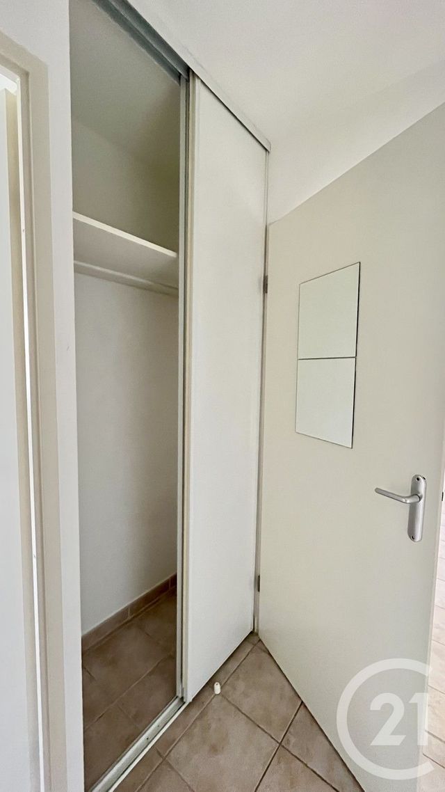 Appartement F2 bis à louer - 3 pièces - 52.0 m2 - ALES - 30 - LANGUEDOC-ROUSSILLON - Century 21 Impact Immobilier