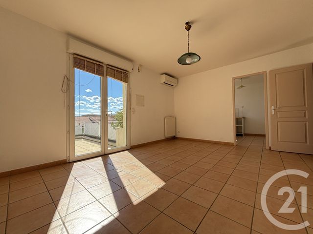 Appartement F3 à vendre - 3 pièces - 65.85 m2 - ST HILAIRE DE BRETHMAS - 30 - LANGUEDOC-ROUSSILLON - Century 21 Impact Immobilier
