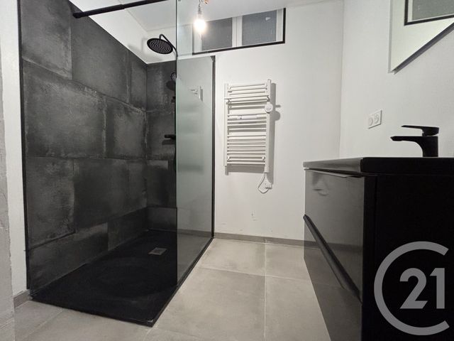 Appartement F2 à vendre - 2 pièces - 68.0 m2 - ALES - 30 - LANGUEDOC-ROUSSILLON - Century 21 Impact Immobilier