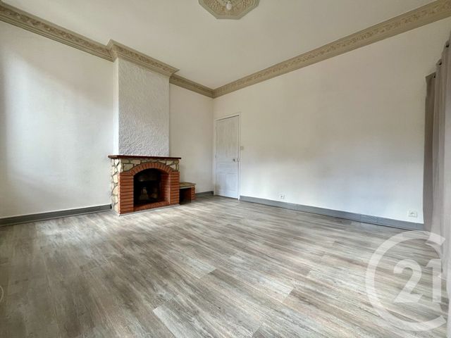 Afficher la photo en grand Appartement à louer - 4 pièces - 87.0 m2 - ALES - 30 - LANGUEDOC-ROUSSILLON - Century 21 Impact Immobilier