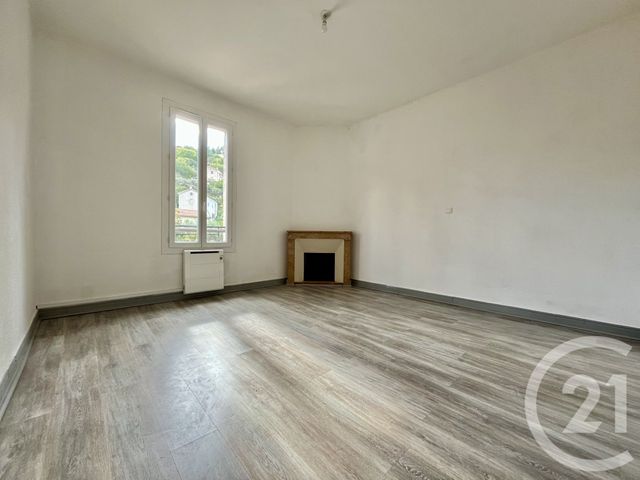 Afficher la photo en grand Appartement à louer - 4 pièces - 87.0 m2 - ALES - 30 - LANGUEDOC-ROUSSILLON - Century 21 Impact Immobilier