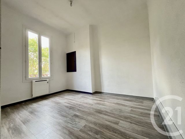 Afficher la photo en grand Appartement à louer - 4 pièces - 87.0 m2 - ALES - 30 - LANGUEDOC-ROUSSILLON - Century 21 Impact Immobilier