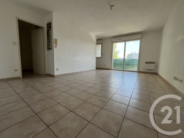 Appartement F2 à louer - 2 pièces - 52.7 m2 - ALES - 30 - LANGUEDOC-ROUSSILLON - Century 21 Impact Immobilier