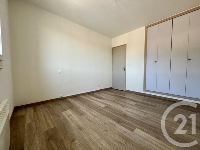 Appartement F3 à louer - 3 pièces - 65.0 m2 - ALES - 30 - LANGUEDOC-ROUSSILLON - Century 21 Impact Immobilier