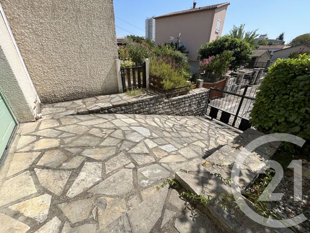 maison à louer - 3 pièces - 78.35 m2 - ALES - 30 - LANGUEDOC-ROUSSILLON - Century 21 Impact Immobilier