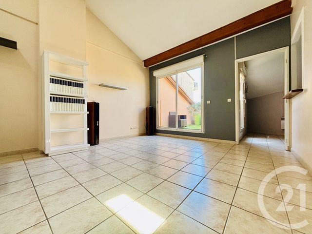 Appartement F3 à vendre - 3 pièces - 72.0 m2 - ALES - 30 - LANGUEDOC-ROUSSILLON - Century 21 Impact Immobilier