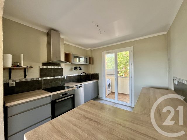 Appartement F3 à louer - 3 pièces - 60.0 m2 - ALES - 30 - LANGUEDOC-ROUSSILLON - Century 21 Impact Immobilier