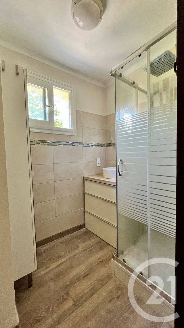 Appartement F3 à louer - 3 pièces - 60.0 m2 - ALES - 30 - LANGUEDOC-ROUSSILLON - Century 21 Impact Immobilier