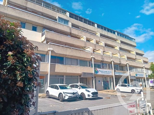 Afficher la photo en grand Appartement Studio à louer - 1 pièce - 22.25 m2 - ALES - 30 - LANGUEDOC-ROUSSILLON - Century 21 Impact Immobilier