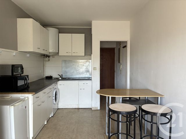 Afficher la photo en grand Appartement Studio à louer - 1 pièce - 22.25 m2 - ALES - 30 - LANGUEDOC-ROUSSILLON - Century 21 Impact Immobilier