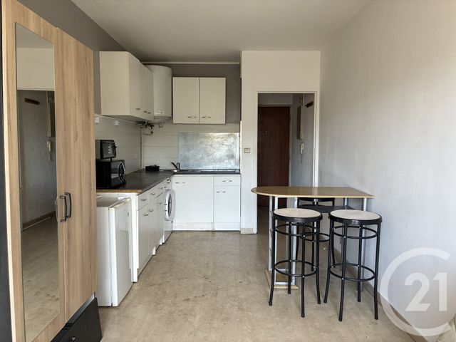 Afficher la photo en grand Appartement Studio à louer - 1 pièce - 22.25 m2 - ALES - 30 - LANGUEDOC-ROUSSILLON - Century 21 Impact Immobilier