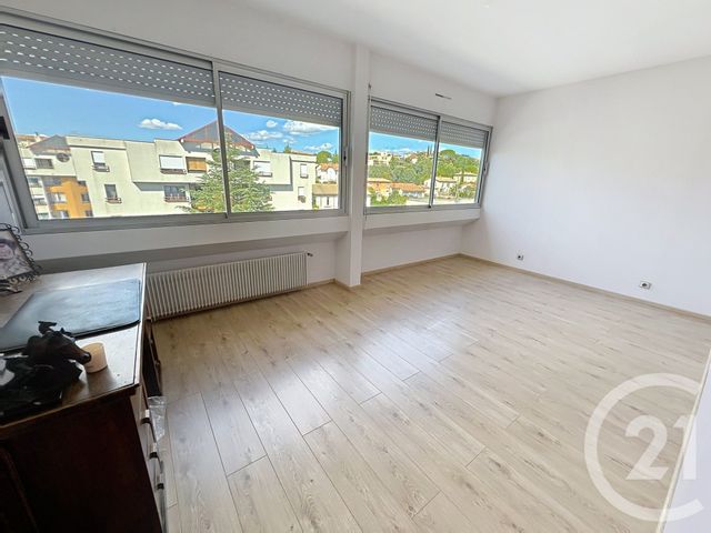 Afficher la photo en grand Appartement F5 à vendre - 5 pièces - 114.69 m2 - ALES - 30 - LANGUEDOC-ROUSSILLON - Century 21 Impact Immobilier