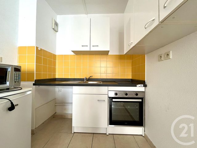 Appartement T2 à louer - 2 pièces - 33.0 m2 - ALES - 30 - LANGUEDOC-ROUSSILLON - Century 21 Impact Immobilier
