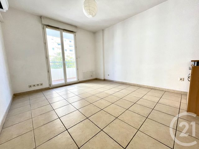 Appartement T2 à louer - 2 pièces - 33.0 m2 - ALES - 30 - LANGUEDOC-ROUSSILLON - Century 21 Impact Immobilier