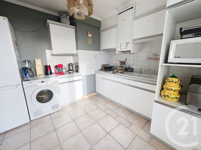 Appartement F4 à vendre - 4 pièces - 67.24 m2 - ALES - 30 - LANGUEDOC-ROUSSILLON - Century 21 Impact Immobilier